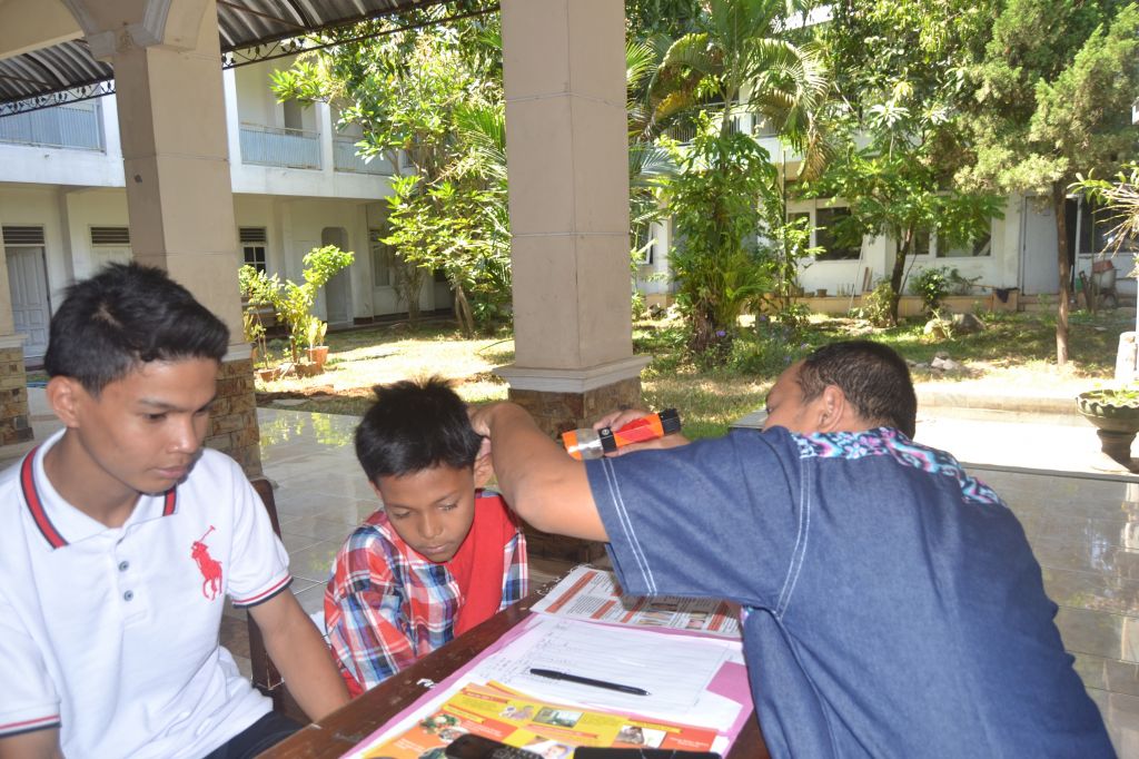 cek kesehatan bagi anak asuh putra