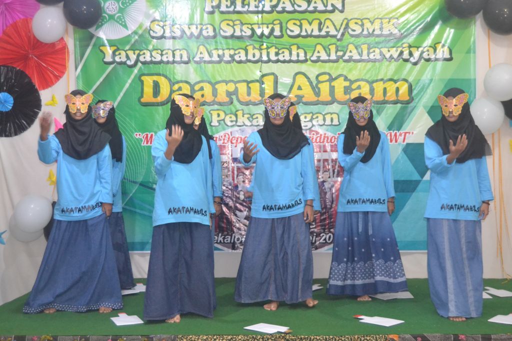 pentas kretifitas anak putri